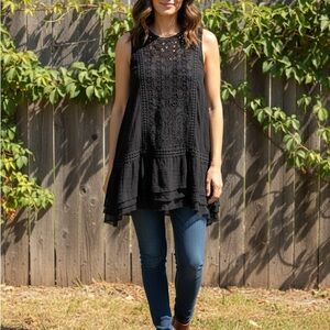 Free People Black Crochet Embroidered Top Blouse size Small S NWT